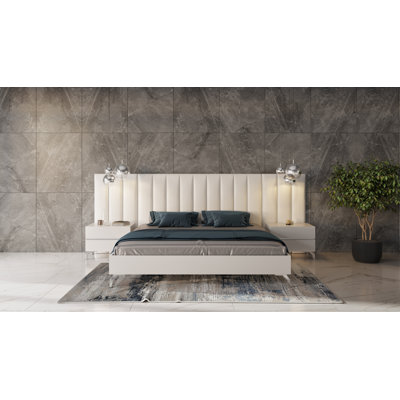 Ensemble de chambre avec lit plateforme 3 pièces Amiah