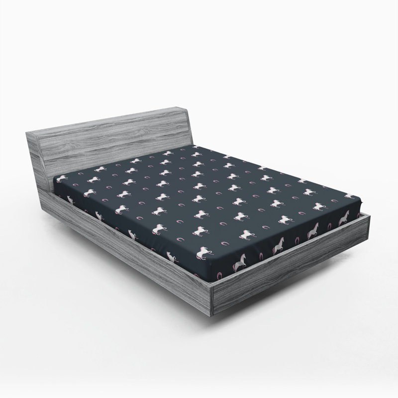 Horses Microfiber Fitted Sheet, Queen Fitted Sheet