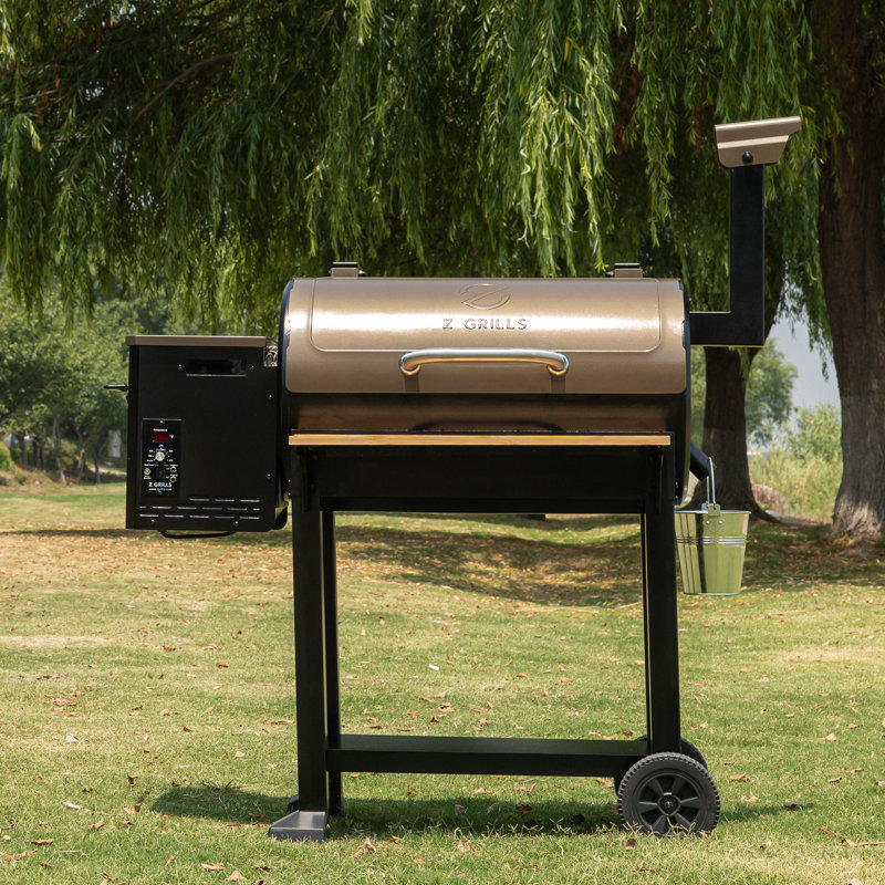 Z GRILLS Wood Pellet Smoker Smoker with 553 sq. in and Front Shelf for Outdoor BBQ