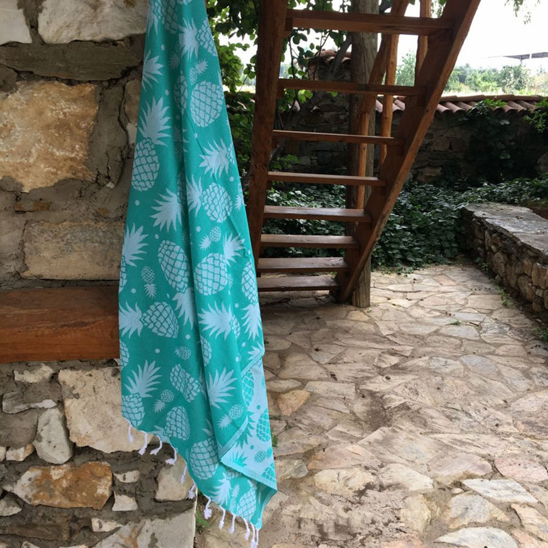 Premium Fouta Beach Towel, Pineapple Pattern, 39 x 71 inches | 100% Soft Cotton, High Water Absorbency, Lightweight at 6.8 oz | Machine Washable, Vibrant Green Color | Perfect for Beach, Pool & Spa Use