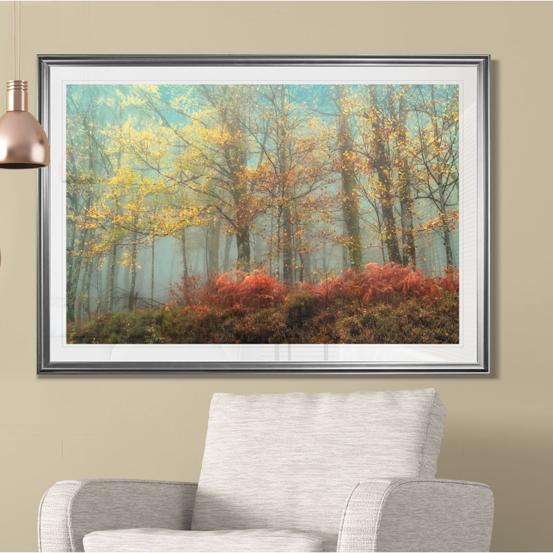 «Beeches in the Mist», reproduction, H 22 po x l 30 po x P 1,5 po, Cadre argenté