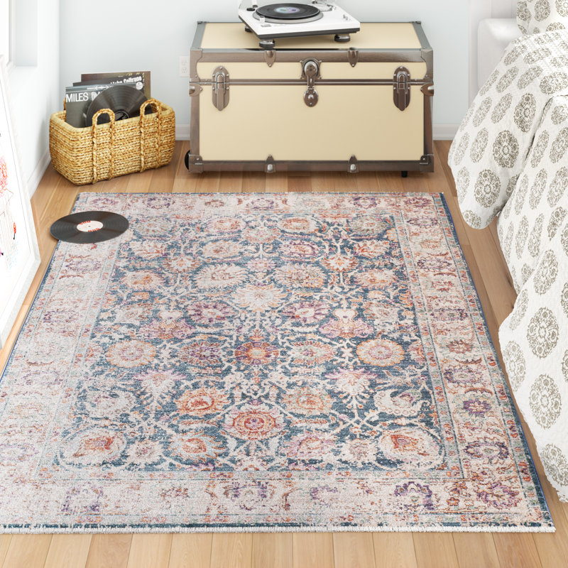Soren Oriental Blue/Cream Area Rug, Rectangle 6' x 9'