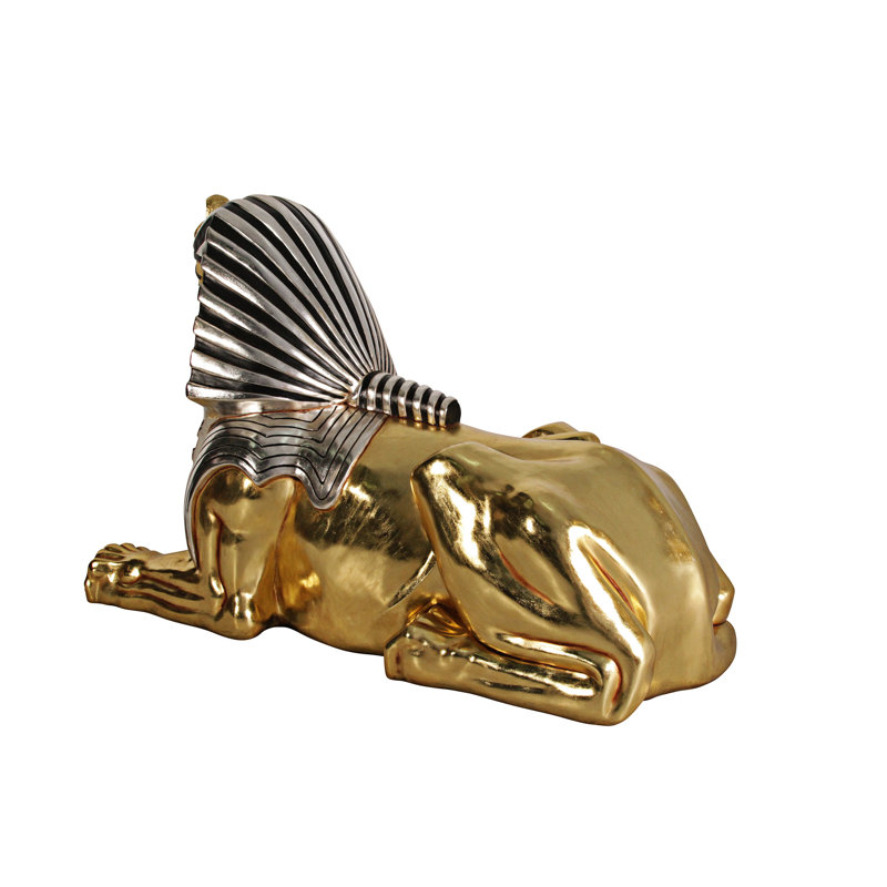 Grande statue de sphinx égyptien doré