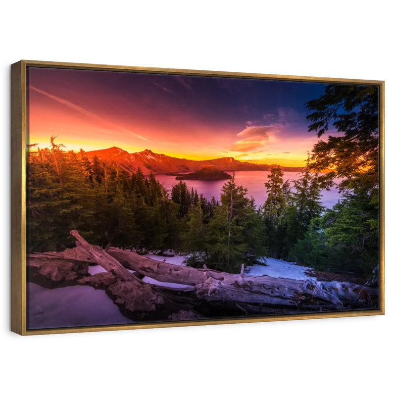 Majestic Crater Lake Sunset, Cadre flottant doré, 40 po x 27 po