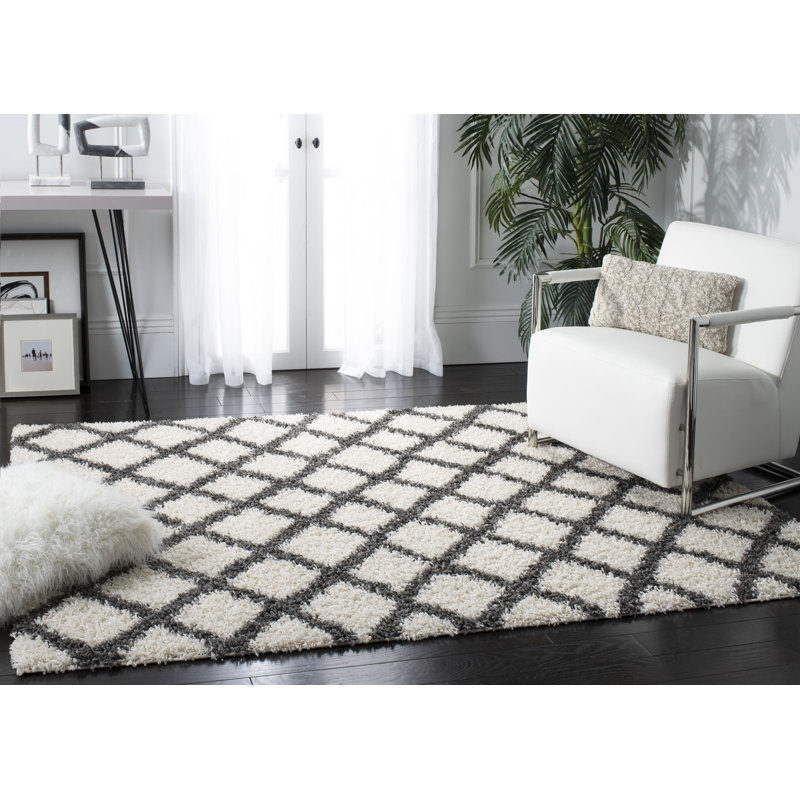Caro Geometric Hand Woven Area Rug, Rectangle 122 x 183 cm