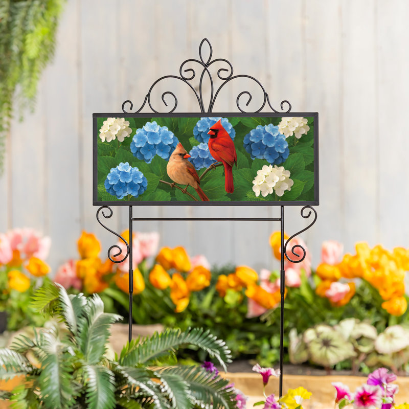 Enseigne horizontale en PVC Cardinal Couple parmi les hortensias, 20 po x 8 po