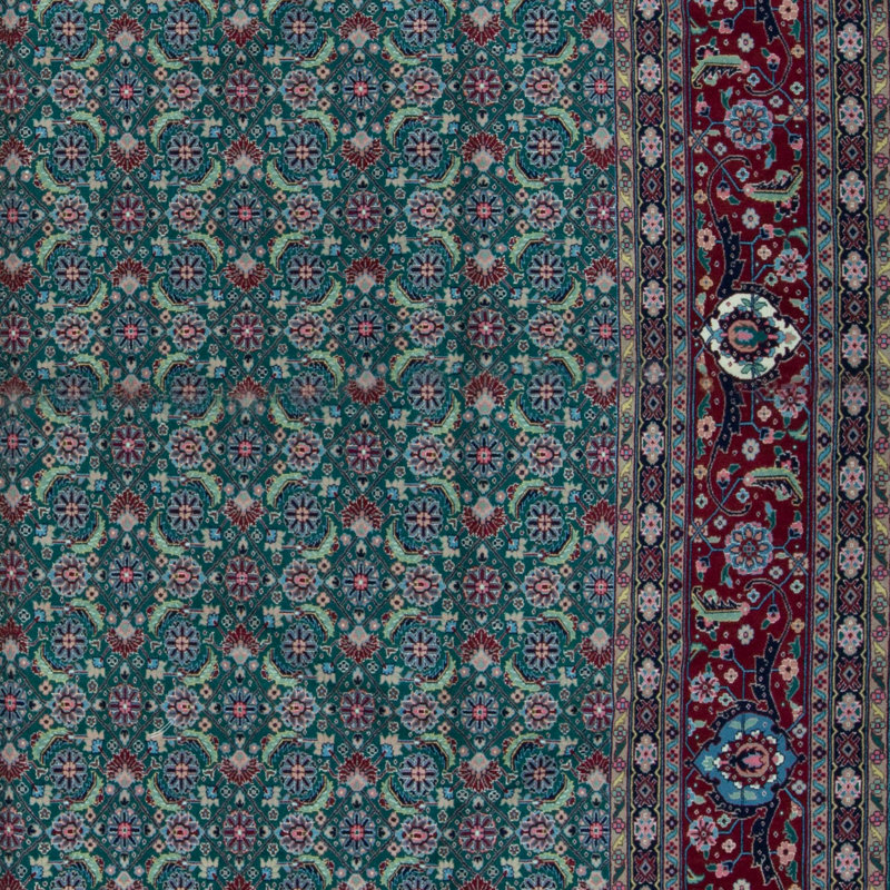 Royal Wool Oriental Area Rug