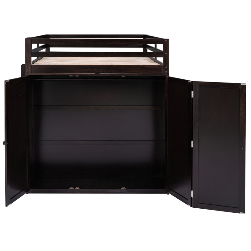 Lit mezzanine avec bureau et garde-robe. Bois massif. Tiroirs pour plus de rangement. Look moderne. Bureau de L 78,3 po x l 56,7 po x H 65 po. Structure en bois massif et rangement pour garde-robe.