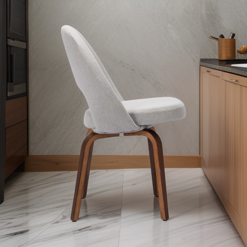 Chaise Malnar