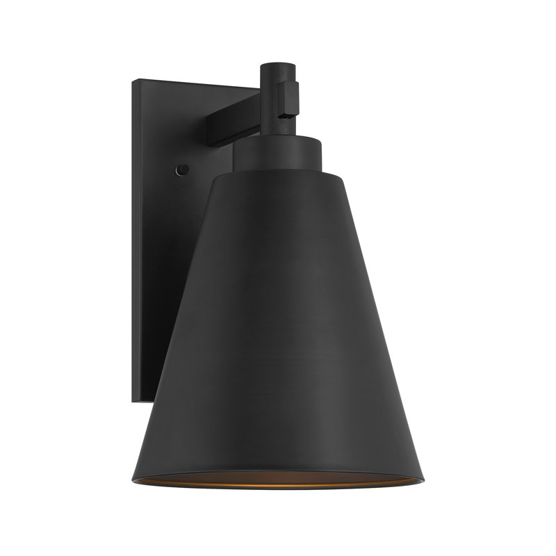 Nyquist 1-Light Outdoor Wall Lantern in Atlas in Matte Black, 9" H x 6" W x 6" D, Matte Black