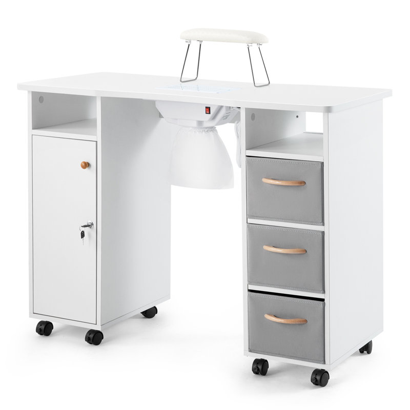 Bureau de beauté manucure, Blanc