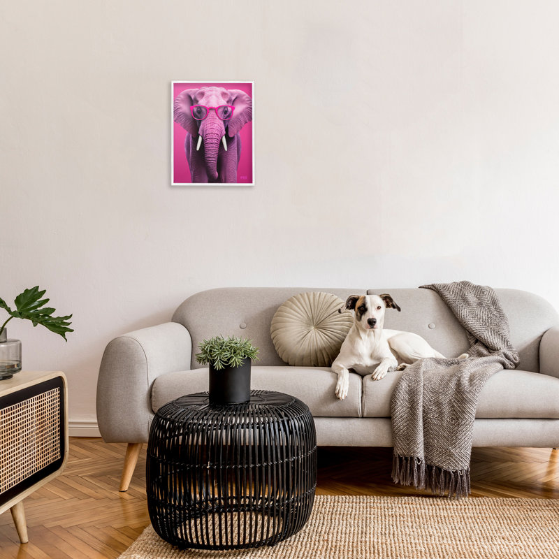 «Vivid Pink Elephant», estampe numérique encadrée par RB, H 20 po x l 16 po, Giclée encadrée blanc bord de mer