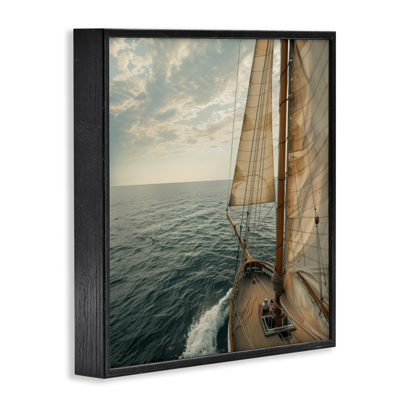 «Open Sails on Sea», estampe numérique par LSR Design Studio, Giclée encadrée noir minuit, H 12 po x l 12 po