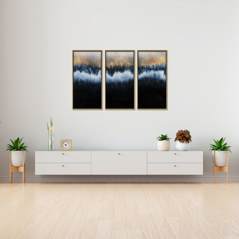 Abstract Golden Horizon