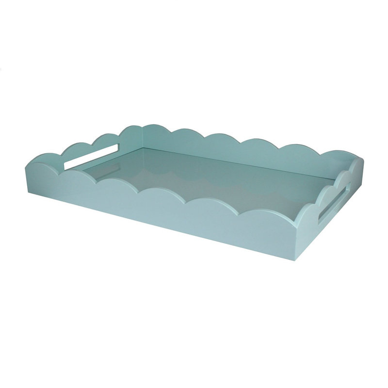 Plateau de repose-pieds laqué festonné, H 26 po x l 17 po x P 3,25 po, Eau du Nil
