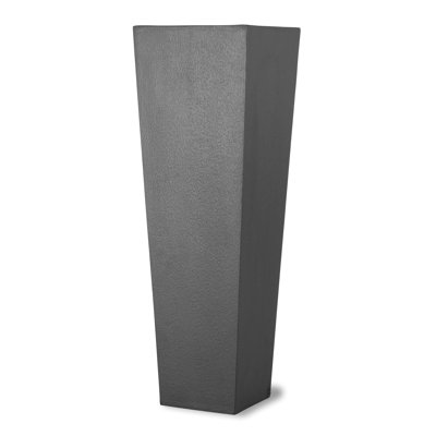 Vrtanes Geo Fiberglass Cachepot