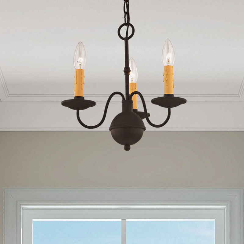 Lustre classique / traditionnel à 3 lumières de style bougie Analysia