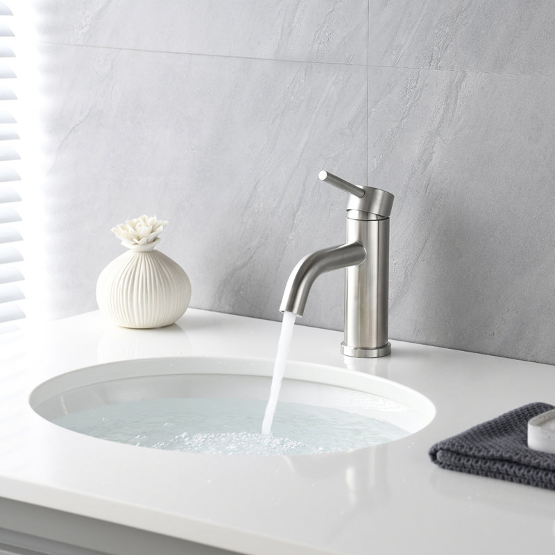 Robinet de salle de bain à un trou, finition en acier inoxydable nickel brossé, jet aéré en cascade, base en laiton simple, installation, Spot, moderne, utilisation domestique