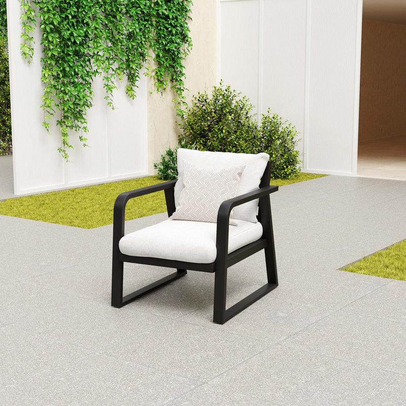 Independent Single Outdoor Lounge Seats For Patio & Yard Use