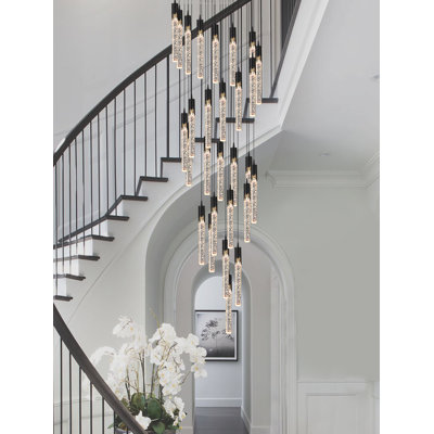 Grand lustre à intensité variable de 12 pi avec 28 lumières Addiley