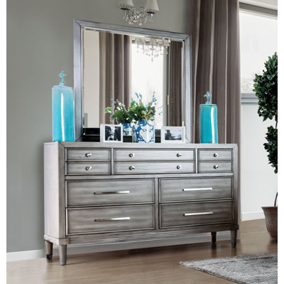 Zola 58'' W 8 - Drawer Dresser