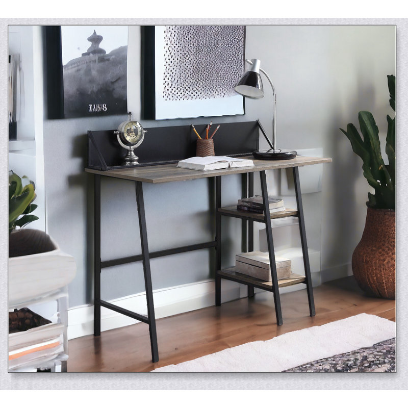 Bureau en chêne rustique et noir avec base en métal durable et rangement à 2 niveaux pour la maison ou le bureau
