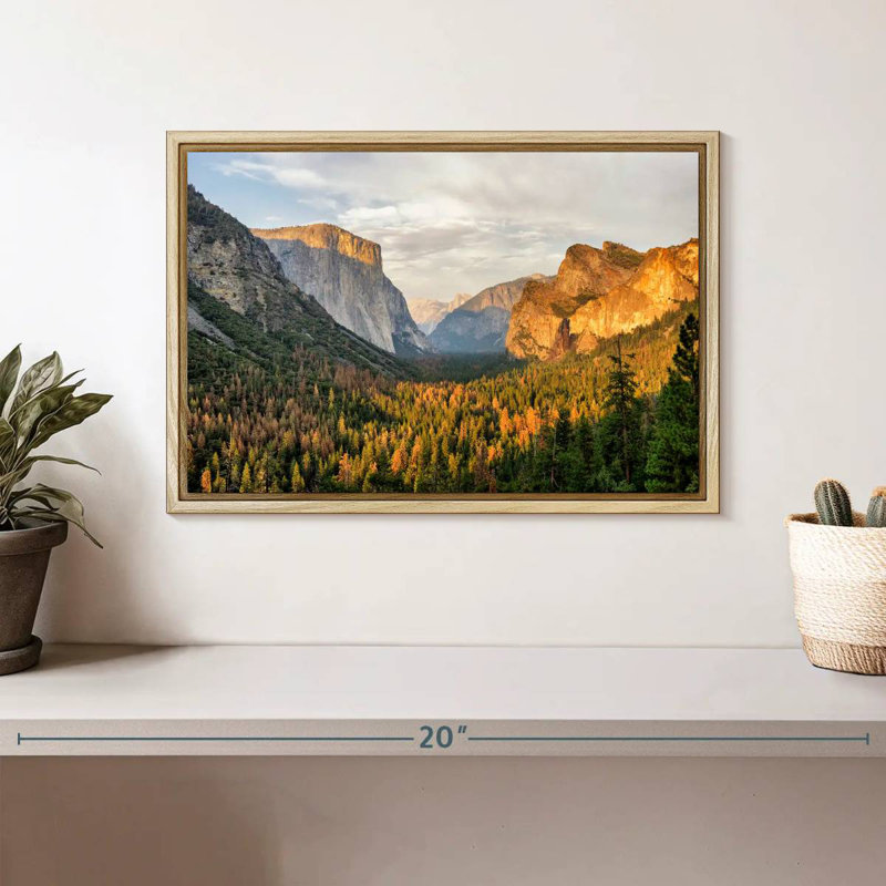 Vallée de Yosemite au lever du soleil, Cadre flottant en bois naturel, 13 po x 9 po