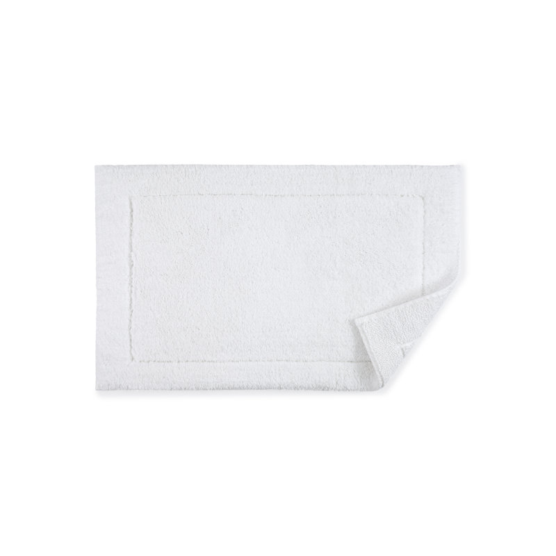 Maestro Bath Rug, 23" W x 39" L, White