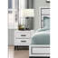 Table de chevet-798228627
