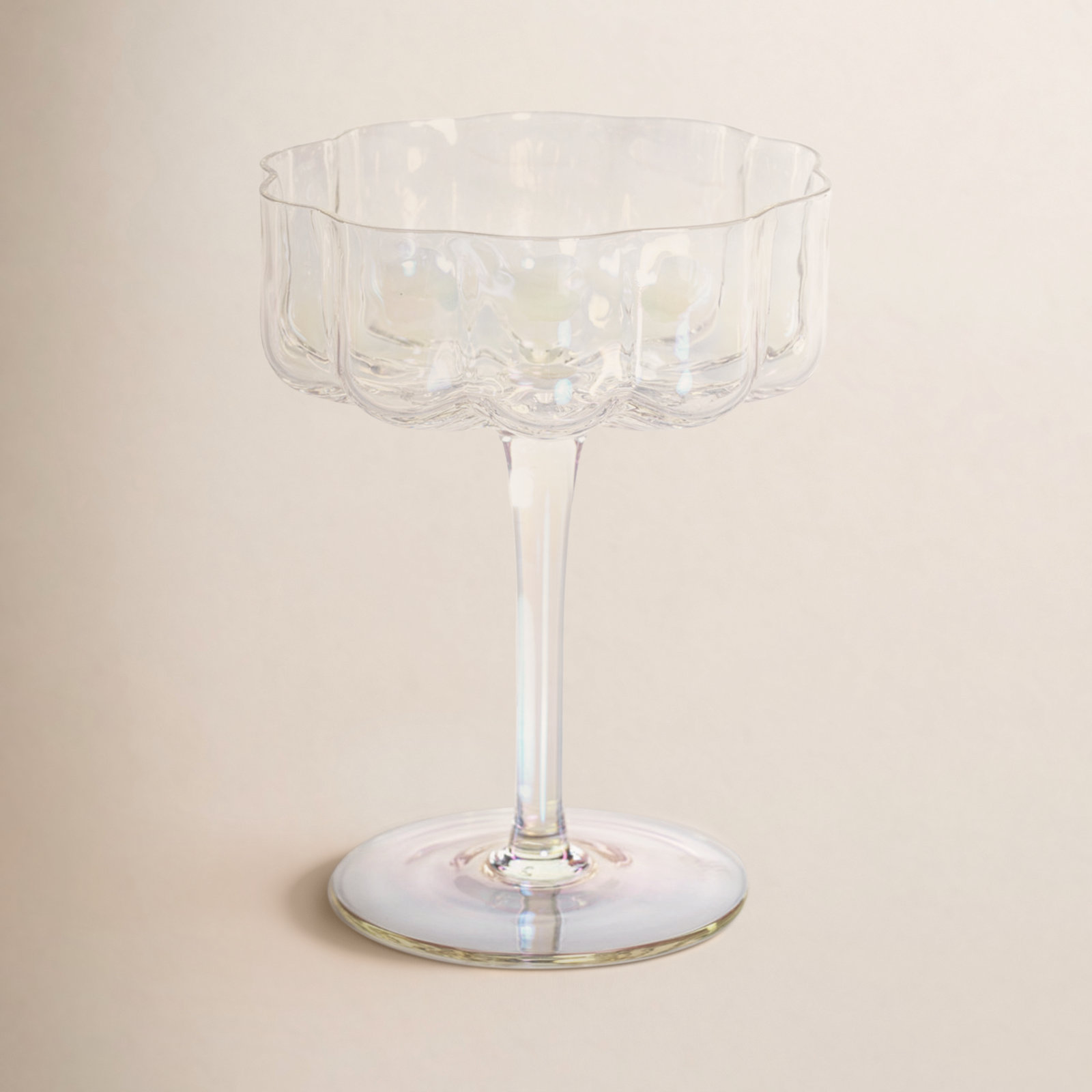 Reinhard 4-Piece Set Handblown Coupe Glasses, Luster