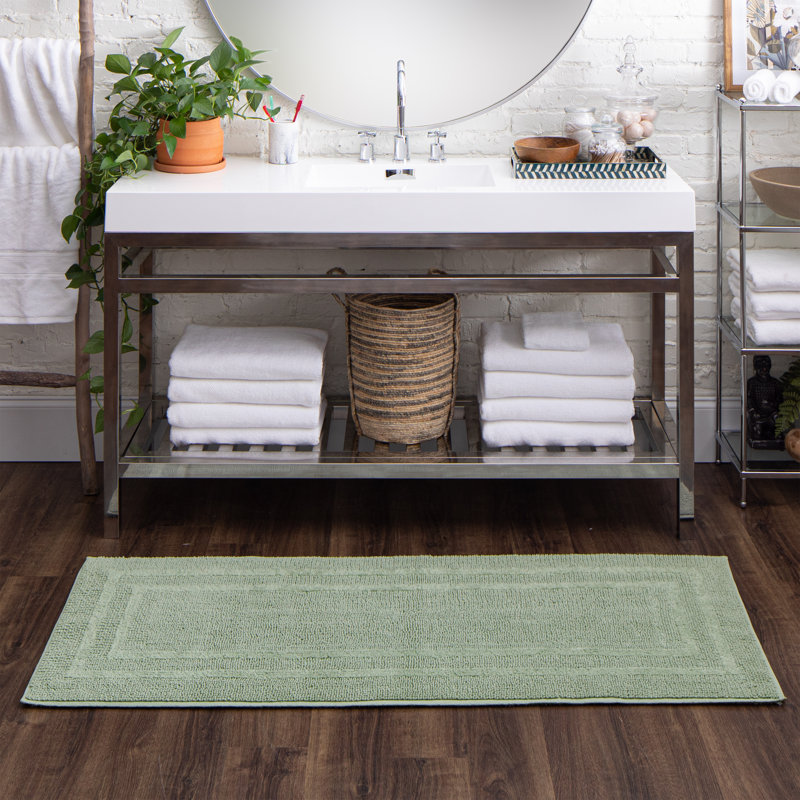 Kail Plush Stain/Fade Resistant Machine Washable Bath Mat, 27" W x 45" L, Fiesta Coral Rose