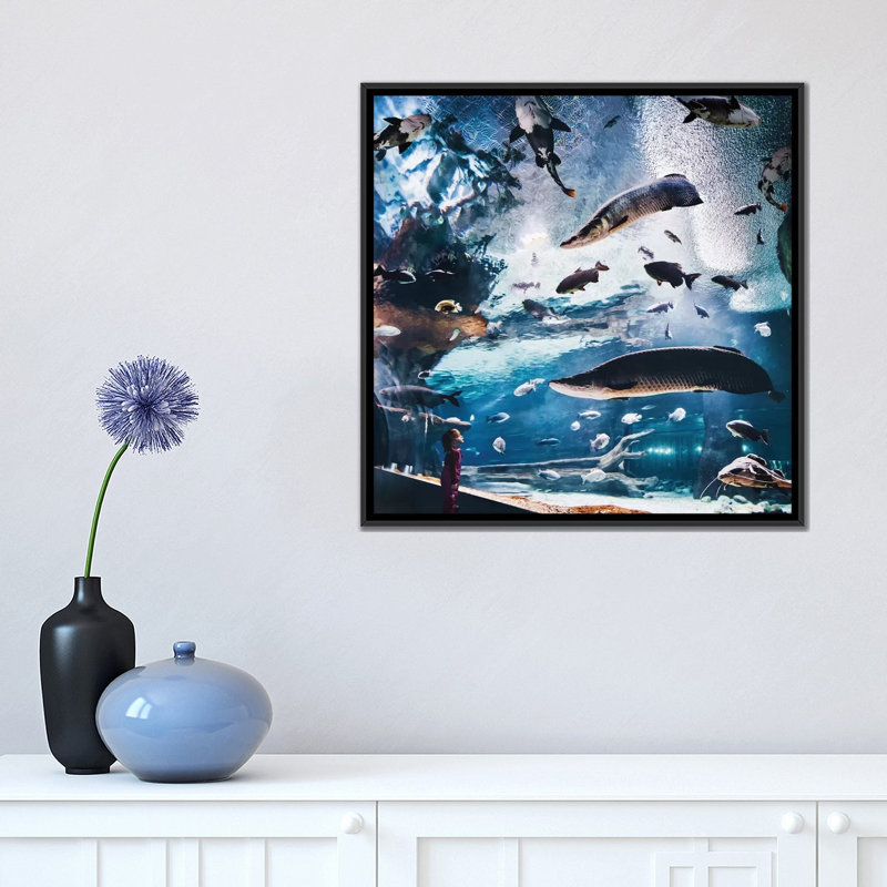 «Lost World» par Hobopeeba - reproduction, H 18 po x l 18 po x 1,5 po, Toile avec cadre noir, Pas de tapis