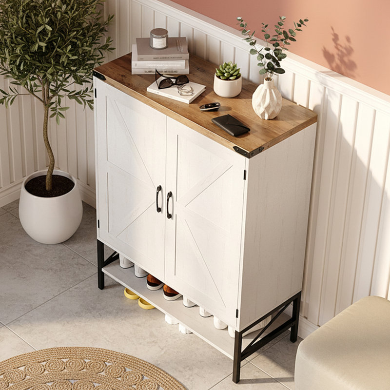 Armoire à chaussures 2 portes avec porte de grange et pieds en fer patiné avec plateau rétro brun 31,6 po
