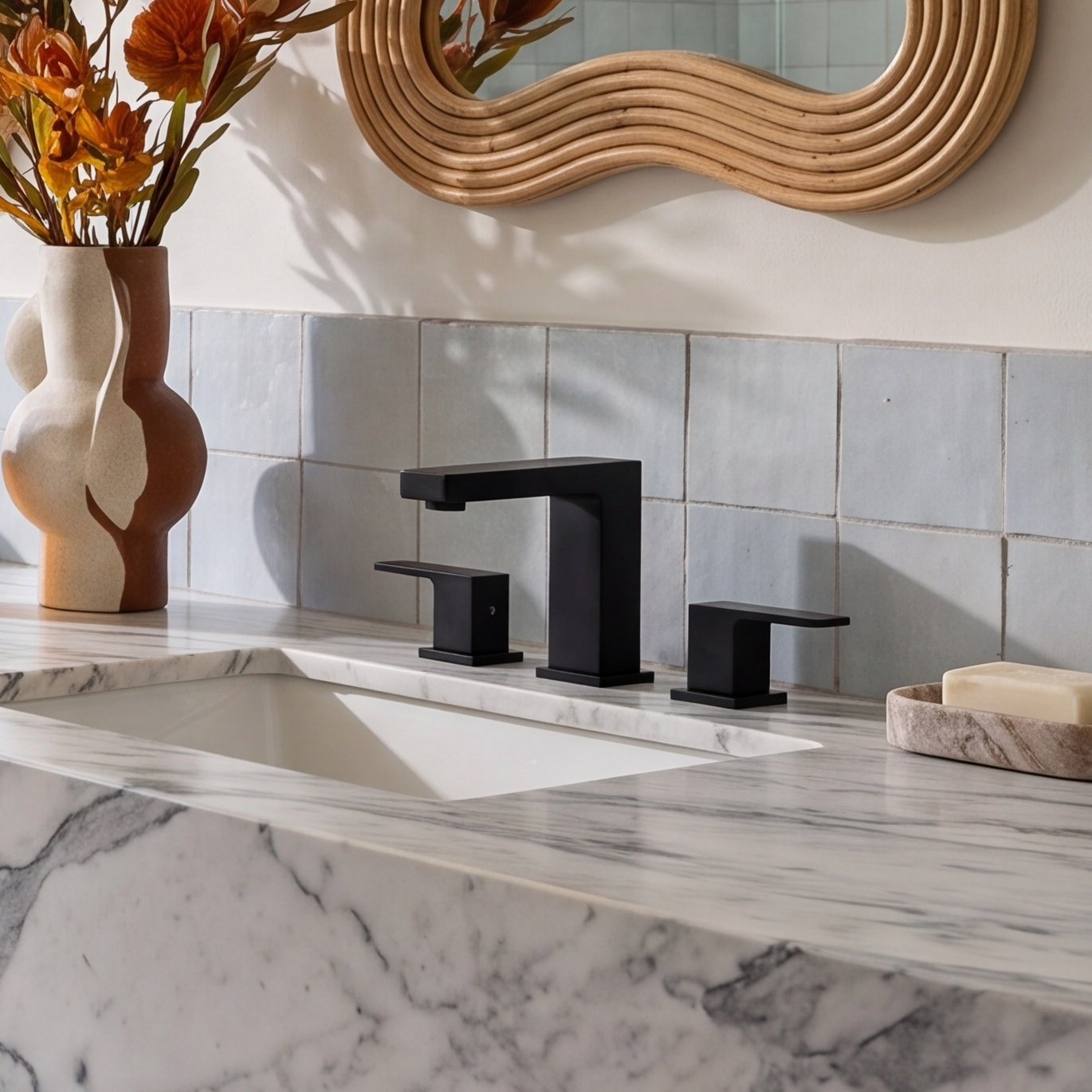Cube Widespread Bathroom Faucet with Drain, Black