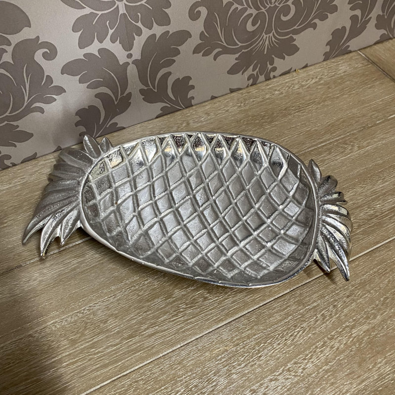 Aaleena Metal Tray