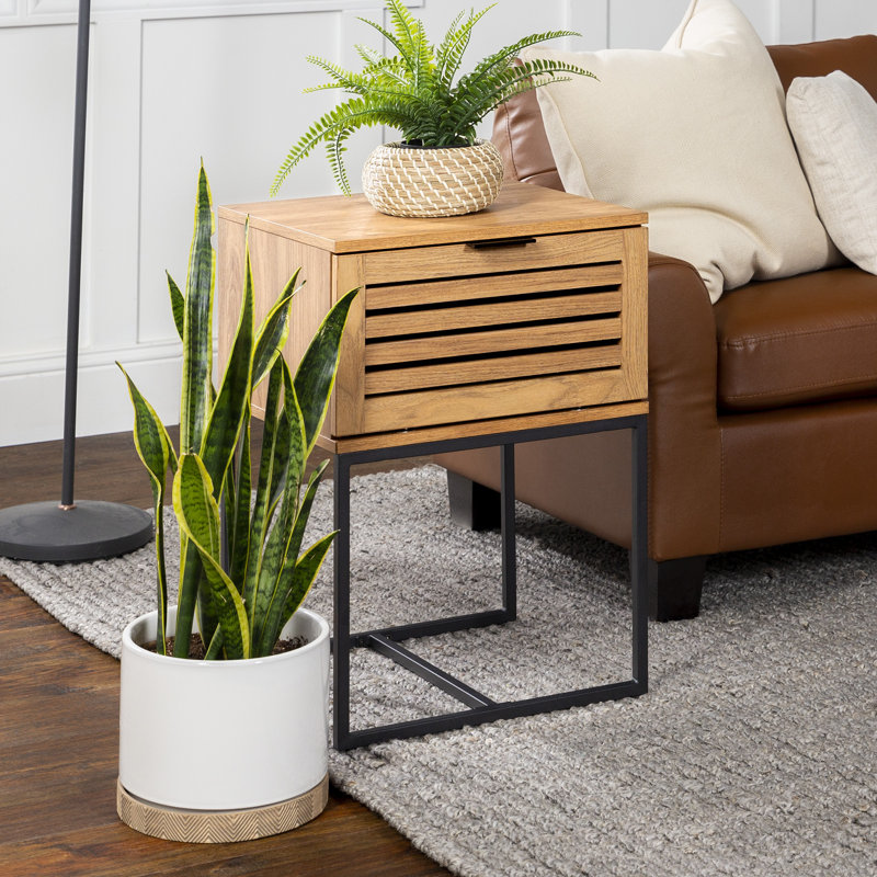 Ignaat 18'' W Nightstand, English Oak