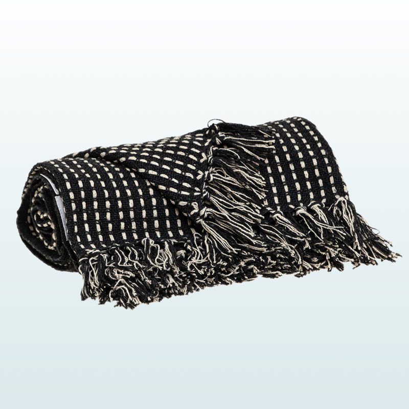 Jeté en coton matelassé Trio, Noir / rayé blanc, L 51,74 po x l 66,8 po