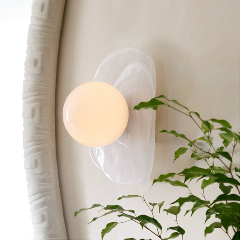 Freeney 1 - Light Armed Sconce