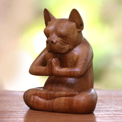 Figurine en bois yoga boston terrier Len