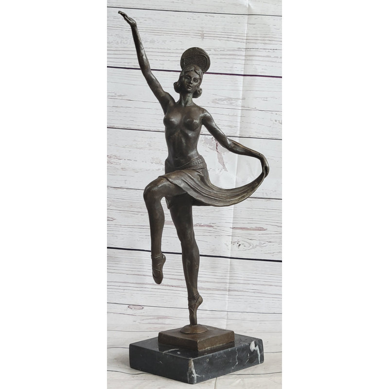 Figurines et sculptures