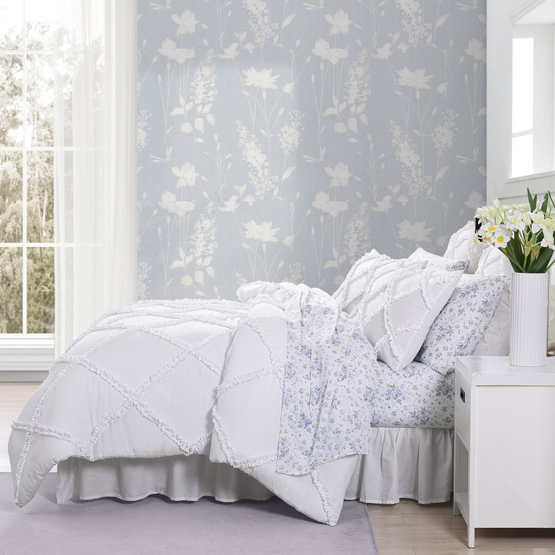White Twin Microfiber Comforter Set with Frills