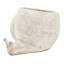 La jardinière texturée beige sable et ciment 9,5 x 8,3 x 6 pouces, un accessoire décoratif pour votre pot à fleurs avec finition, ajoute un élément naturel à la pièce