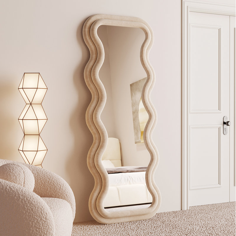 Wood Wavy Mirror, Cream