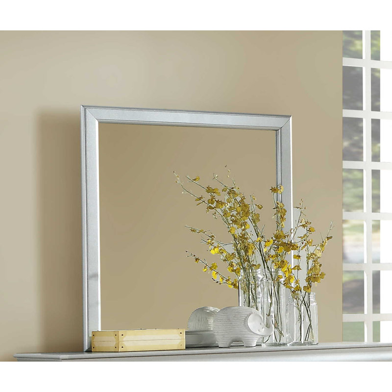 Engstrom Mirror, Cherry