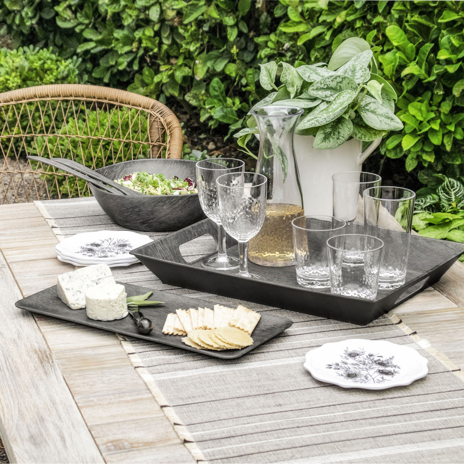 Laya Melamine Salad Servers