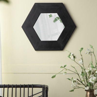Miroir hexagonal avec cadre en bois
