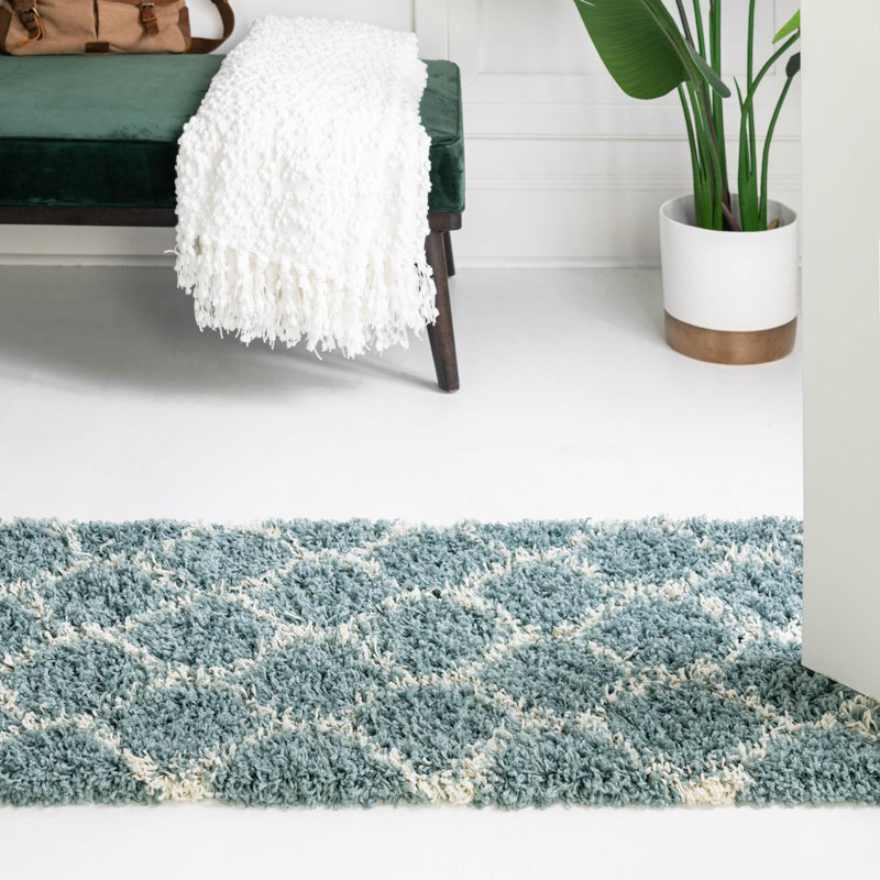 Geometric Indoor Rug, Runner 2'7" x 10'