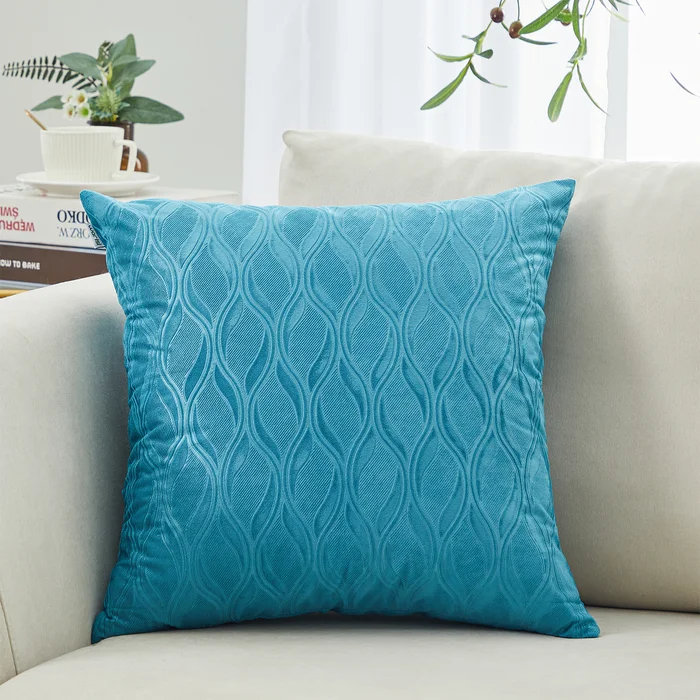Coussin décoratif en velours à motif géométrique Velvet Ocean Waves, Rose