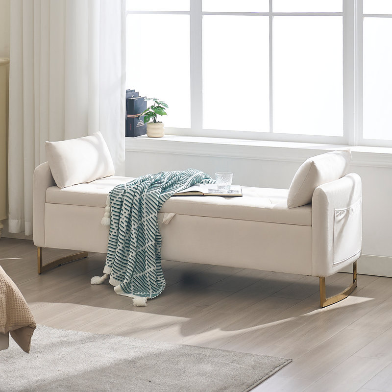 Banc de rangement rembourré 65 po avec deux coussins Soraiya, Beige