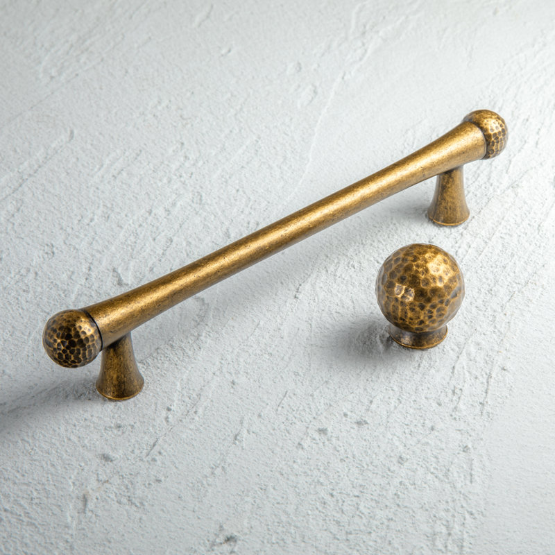 Poignée de tiroir martelée Modern Modern - Quincaillerie élégante pour commodes et tables de chevet, Laiton antique